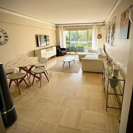 Montrose Luxury 5 Etoiles By Stephanie Apartmán *